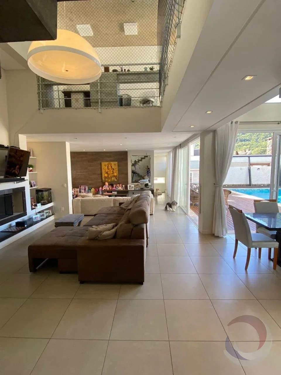 Casa para venda com 4 dormitórios em Itacorubi com 343 m² — foto 2