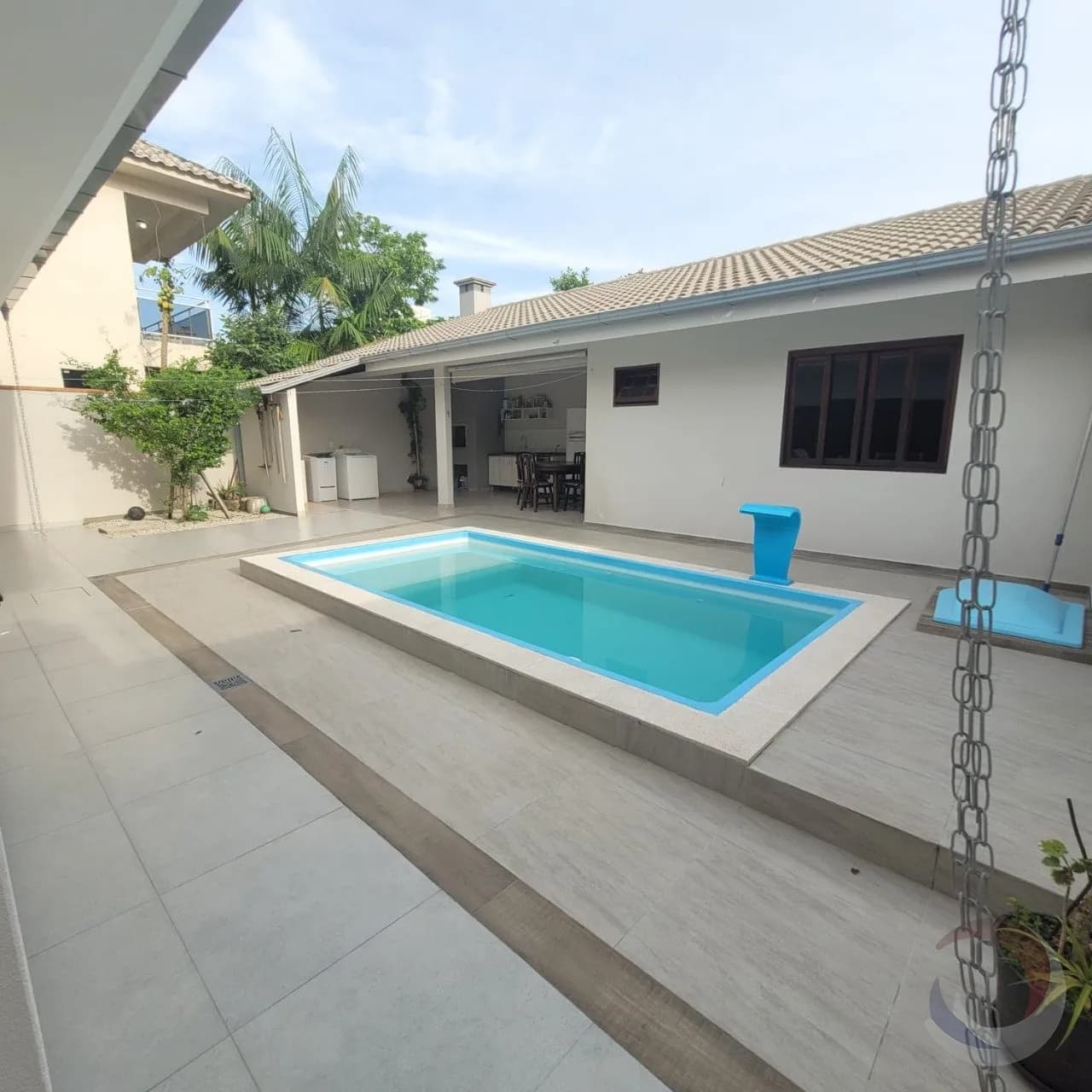 Casa para venda com 3 dormitórios em Pedra Branca com 173 m²