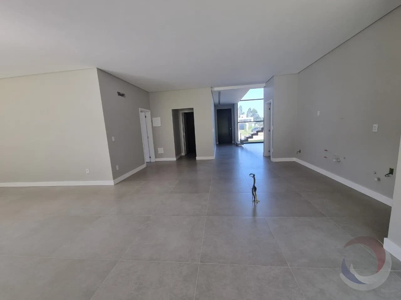 Casa para venda com 4 dormitórios em Ingleses Do Rio Vermelho com 378 m² — foto 4