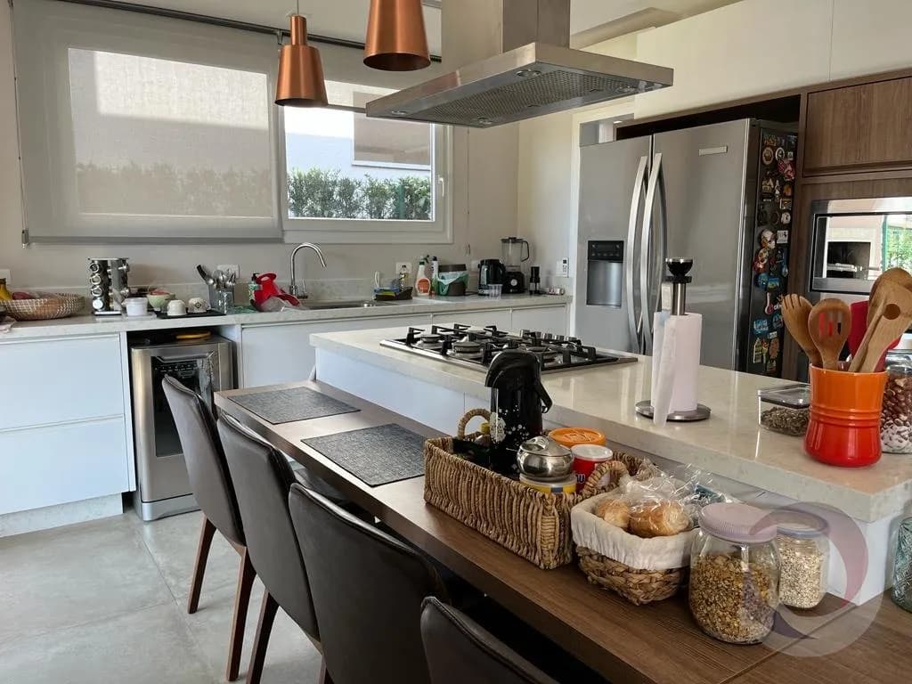 Casa para venda com 4 dormitórios em Ingleses Do Rio Vermelho com 305 m² — foto 3