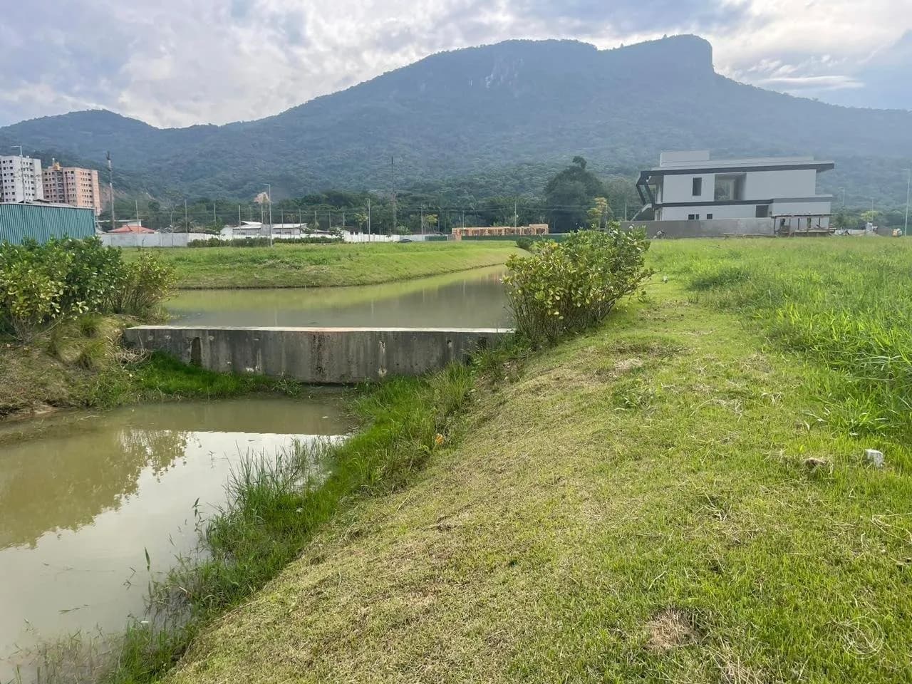 Terreno para venda em Pedra Branca com 315 m² — foto 2