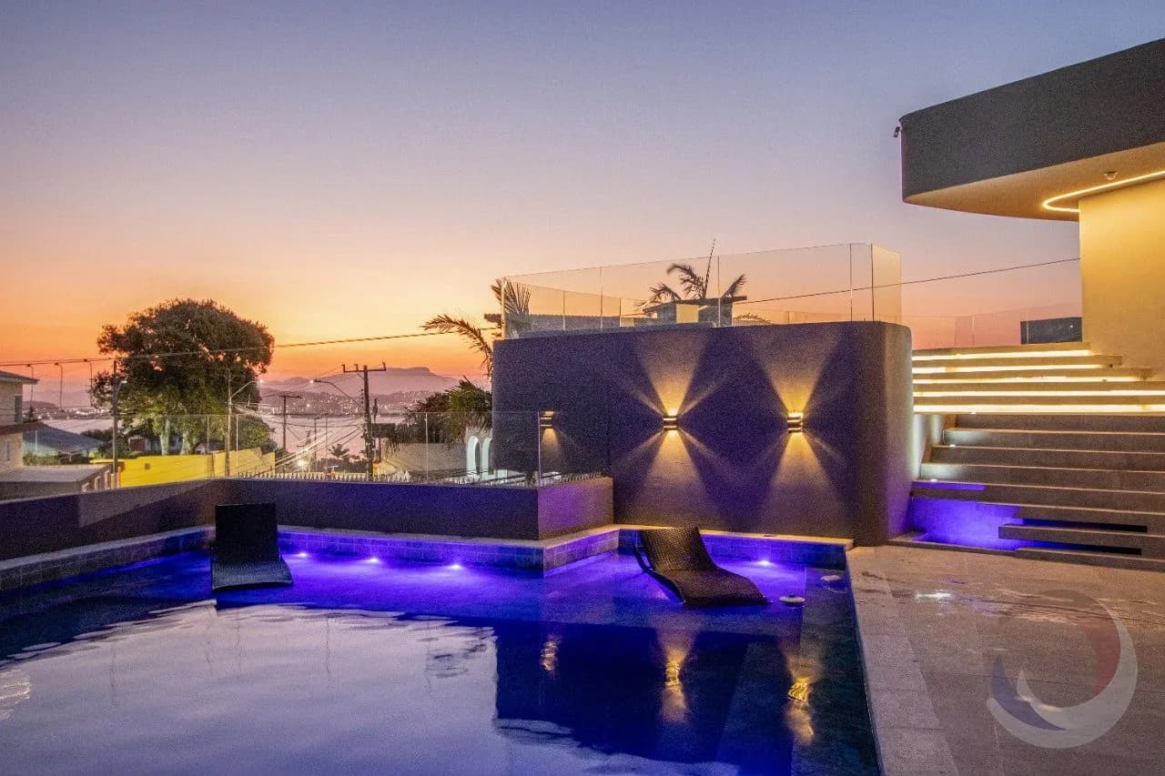 Casa para venda com 5 dormitórios em Itaguaçu com 408 m² — foto principal