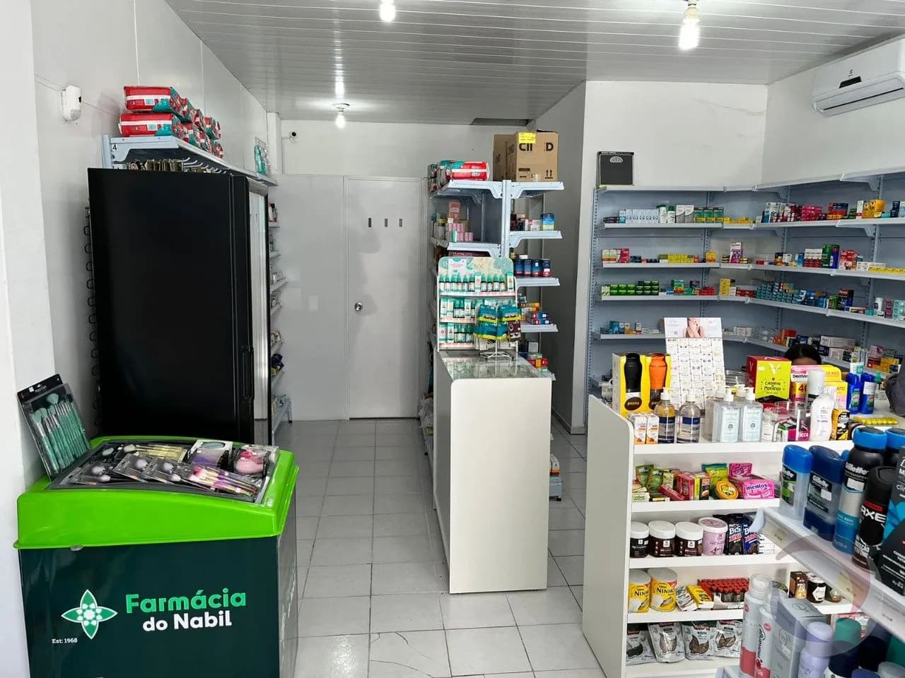 Sala comercial para venda em Carvoeira com 47 m² — foto 5