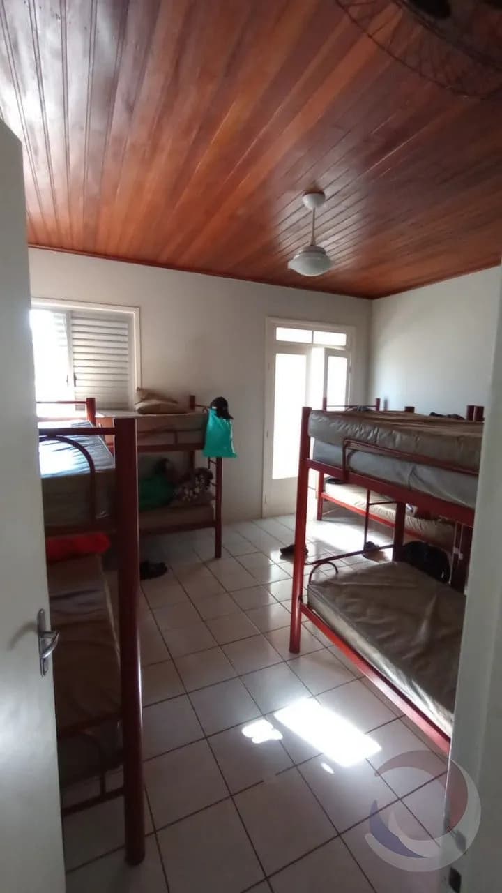 Casa para venda com 4 dormitórios em Centro com 225 m² — foto 5