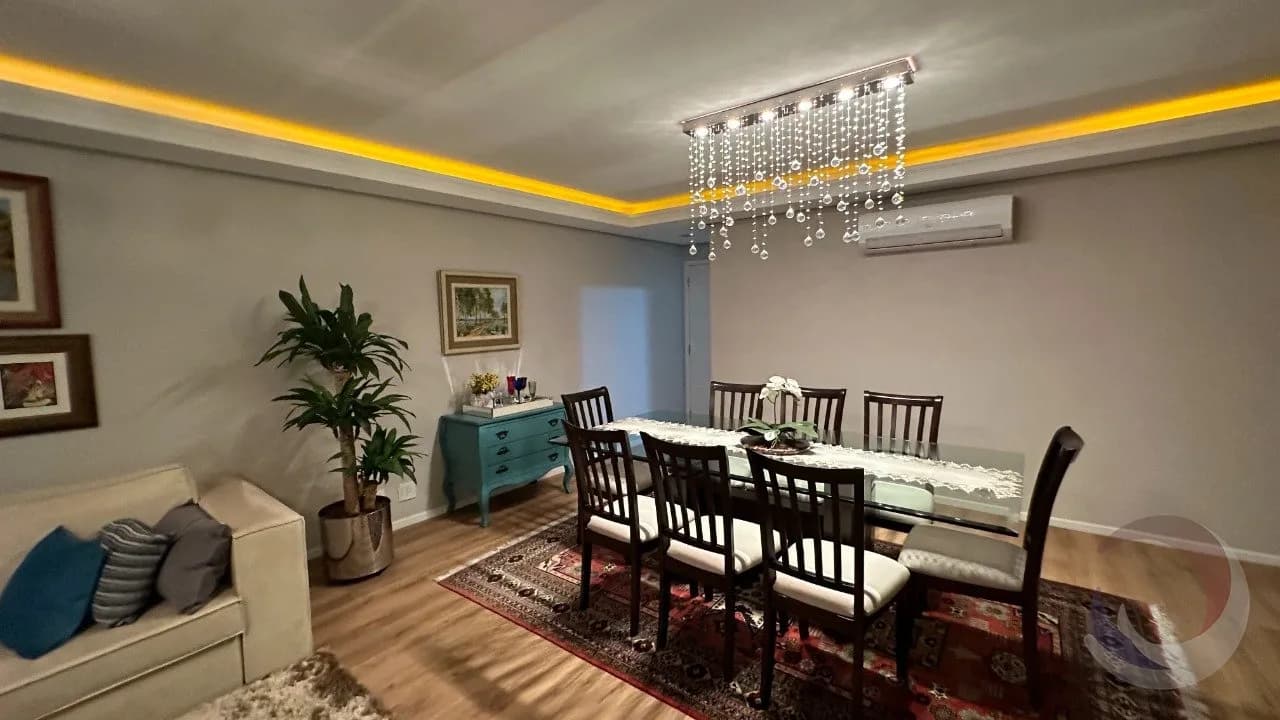 Apartamento para venda com 3 dormitórios em Agronômica com 145 m² — foto 2