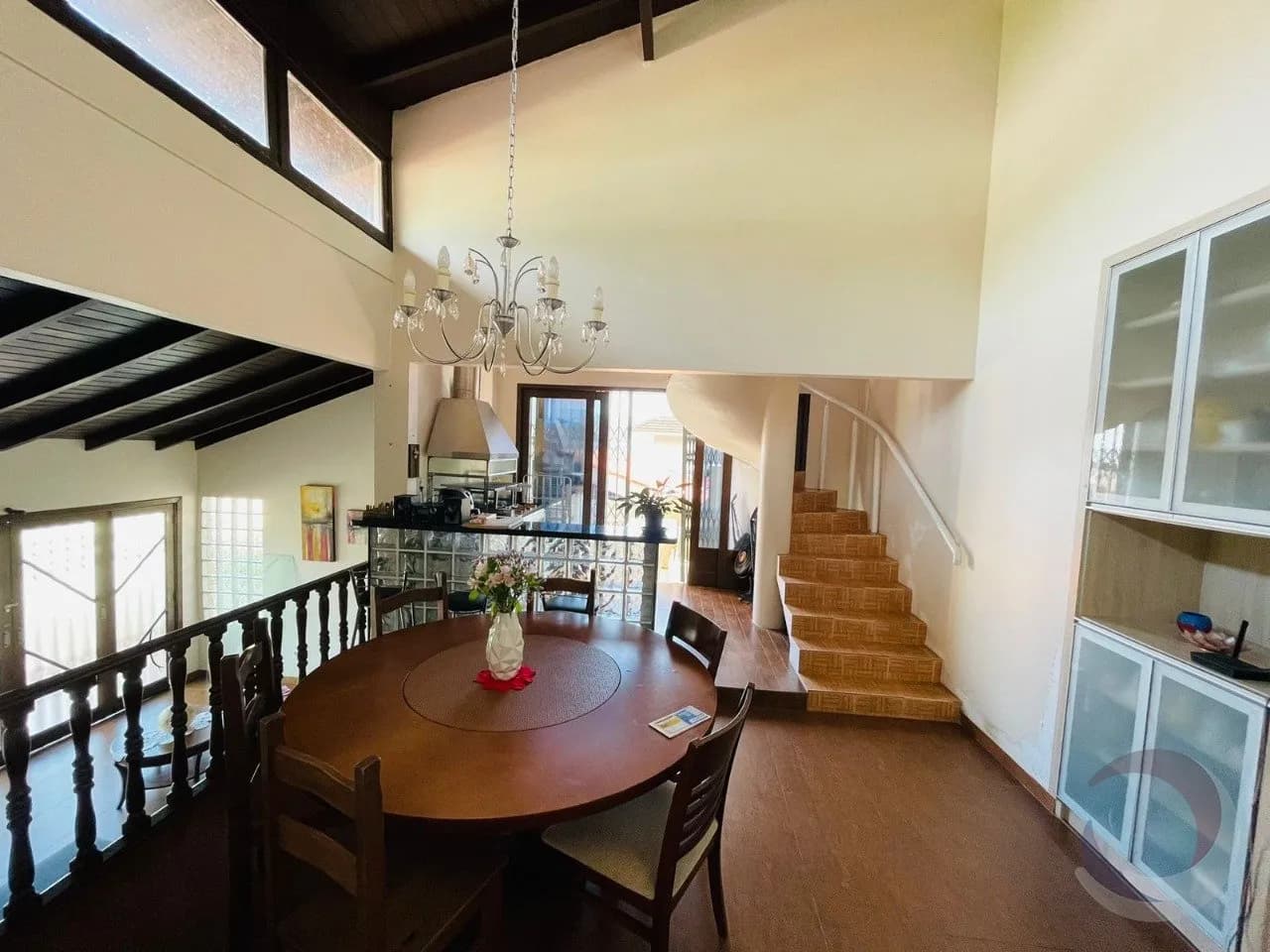Casa para venda com 4 dormitórios em Pantanal com 148 m² — foto 2