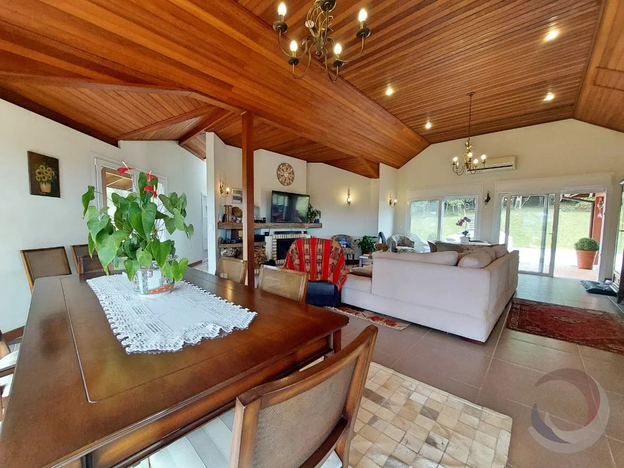Casa para venda com 4 dormitórios em Morro Chato com 450 m² — foto 2