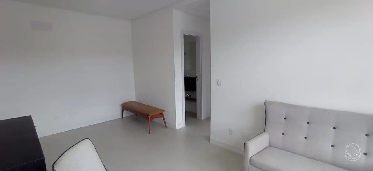 Apartamento para venda com 2 dormitórios em Carvoeira com 63 m² — foto 2
