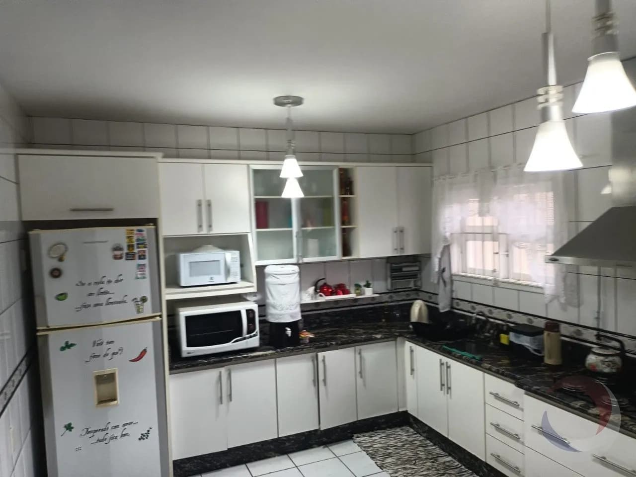 Casa para venda com 4 dormitórios em Passa Vinte com 203 m²