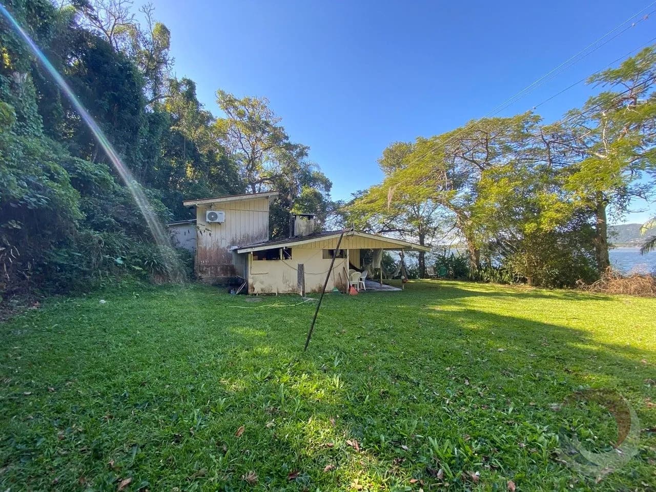 Terreno para venda em Lagoa Da Conceição com 27629 m² — foto principal