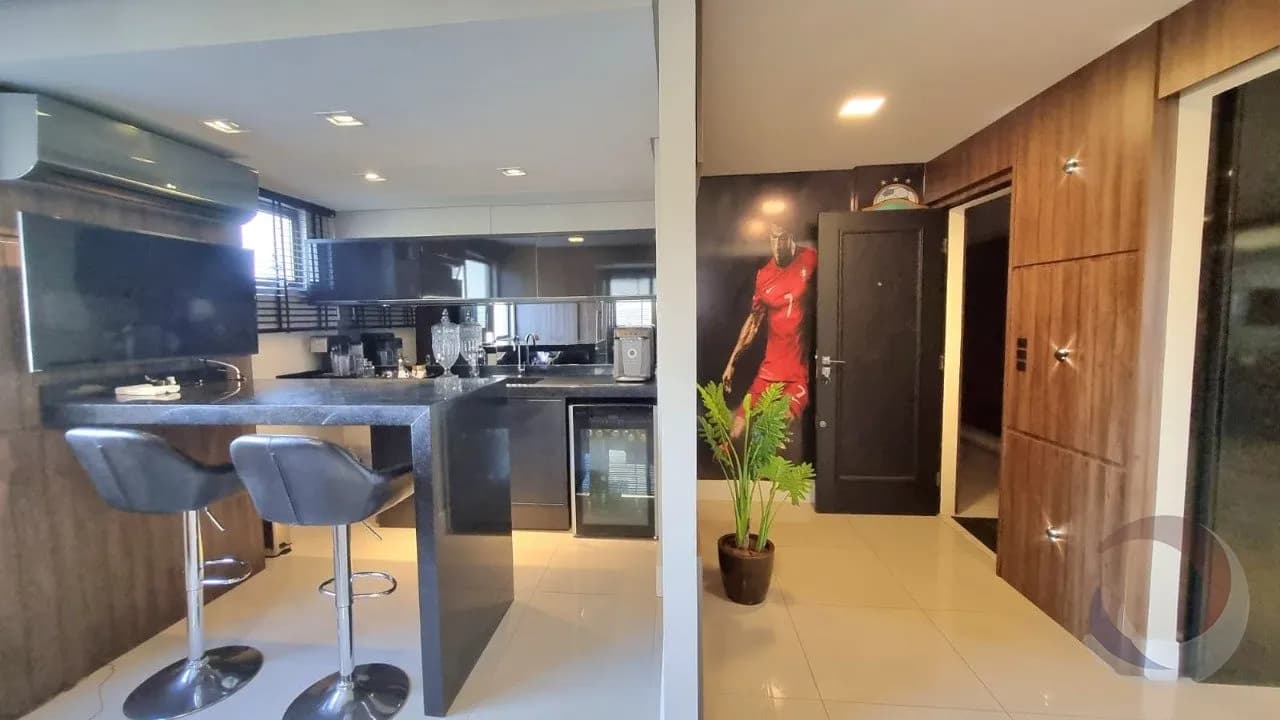 Sala comercial para venda em Centro com 68 m² — foto 2