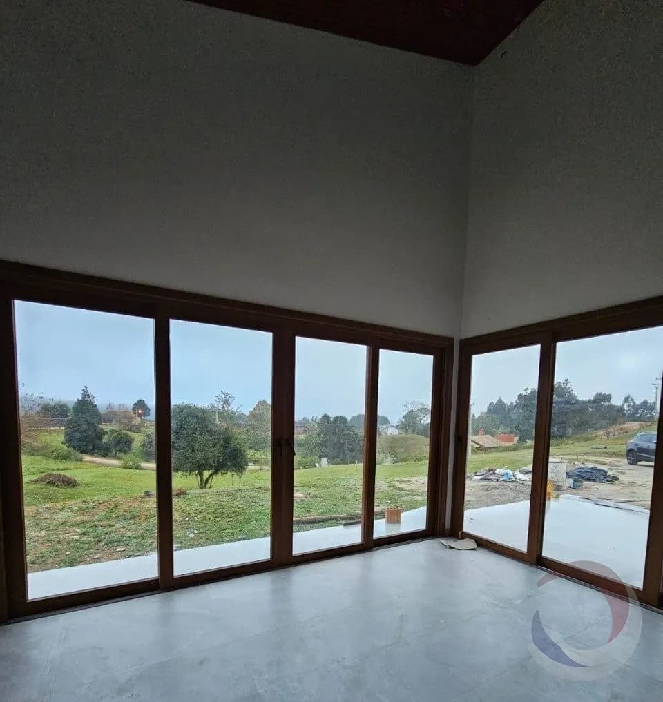 Casa para venda com 4 dormitórios em Invernadinha com 250 m² — foto 2