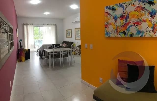 Apartamento para venda com 2 dormitórios em Santinho com 98 m² — foto principal