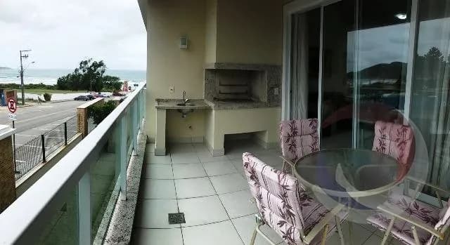 Apartamento para venda com 2 dormitórios em Santinho com 98 m² — foto 2