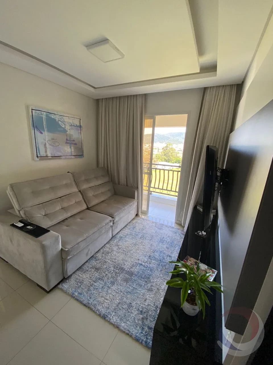 Apartamento para venda com 2 dormitórios em Centro com 58 m² — foto principal