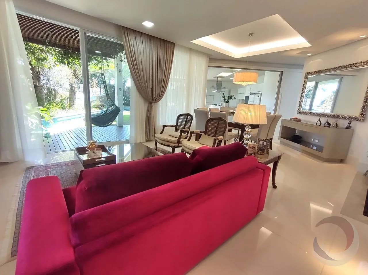 Casa para venda com 4 dormitórios em Cacupé com 656 m² — foto 4
