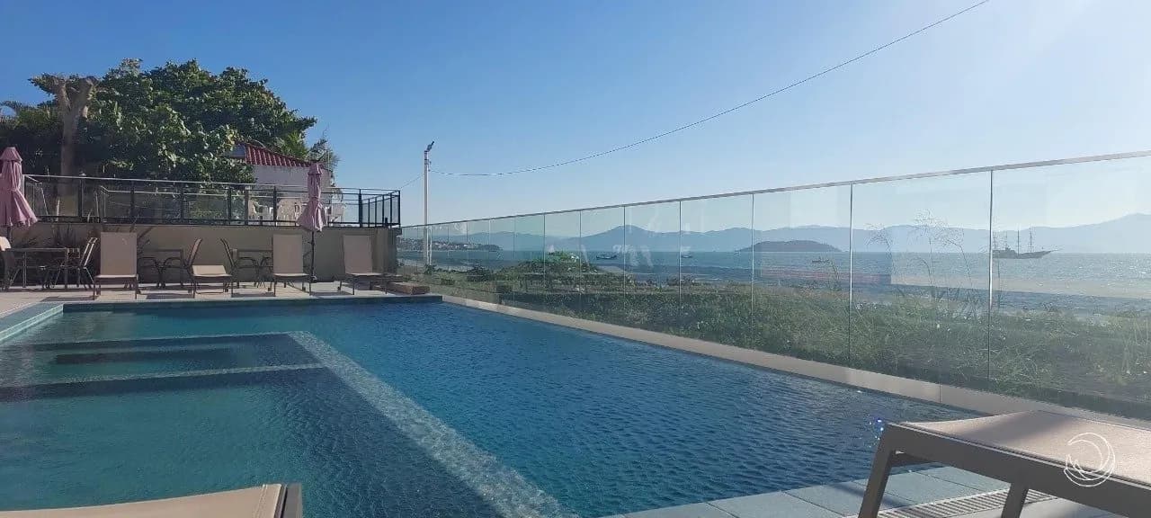 Cobertura para venda com 5 dormitórios em Cachoeira Do Bom Jesus com 232 m² — foto principal