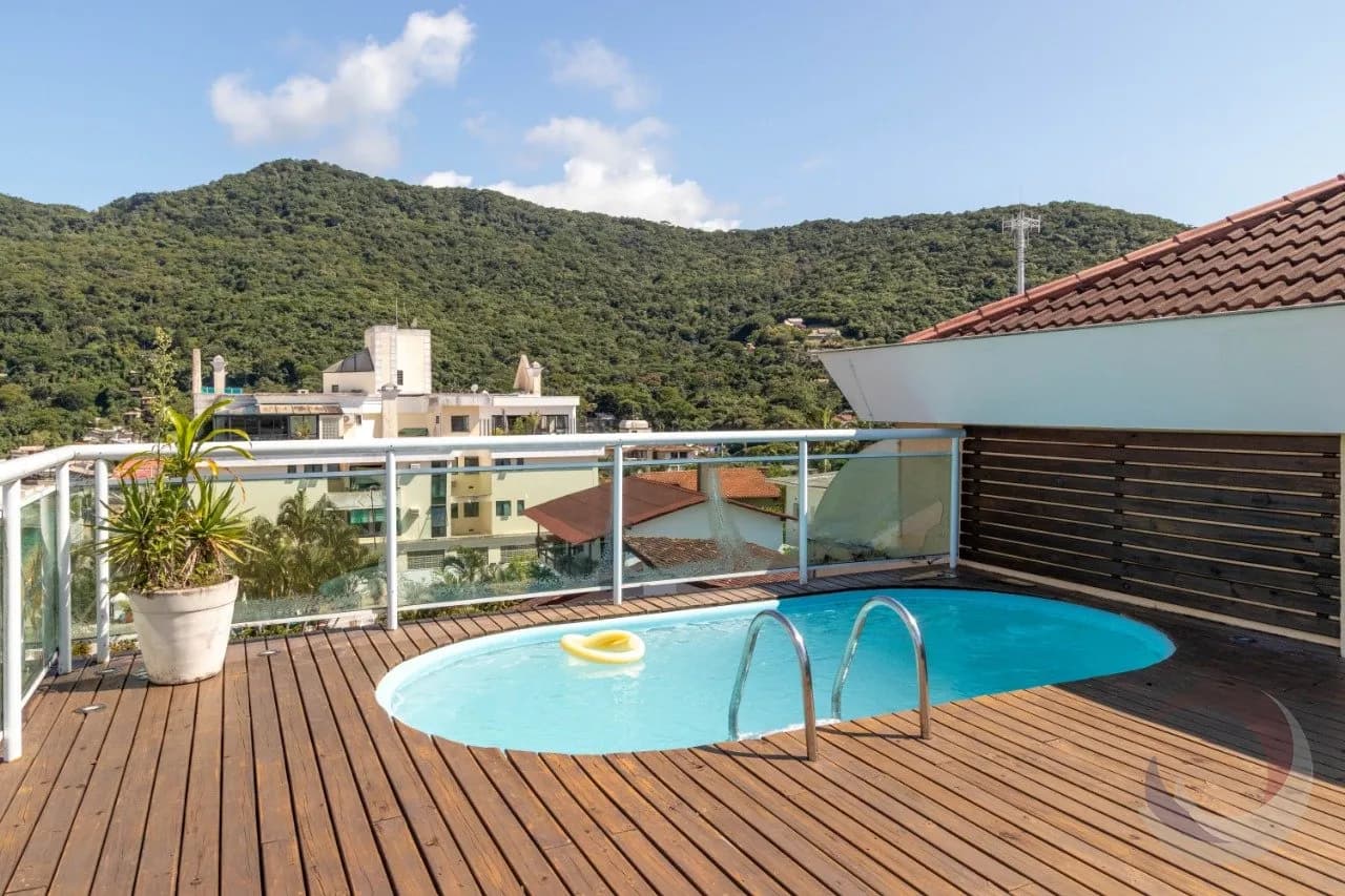 Cobertura para venda com 3 dormitórios em Lagoa Da Conceição com 199 m² — foto principal