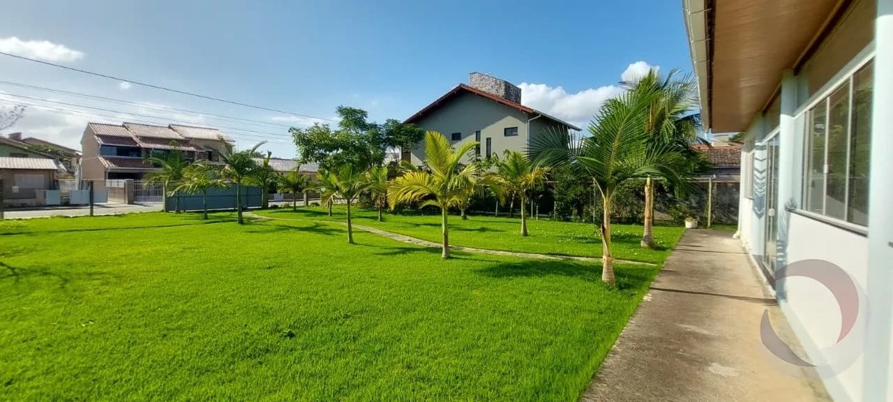 Terreno para venda em Carianos com 360 m² — foto principal