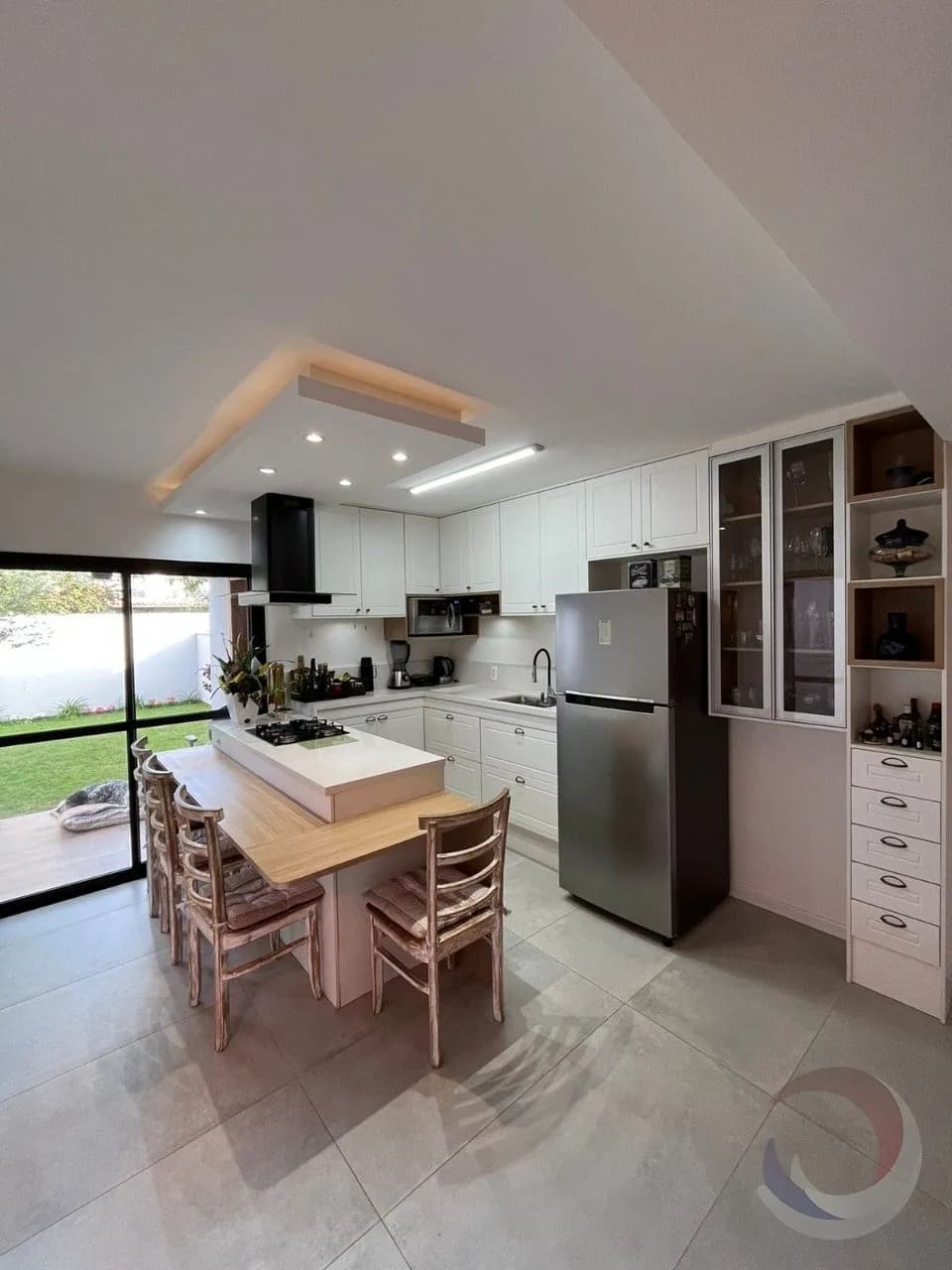 Casa para venda com 4 dormitórios em Campeche com 131 m² — foto principal