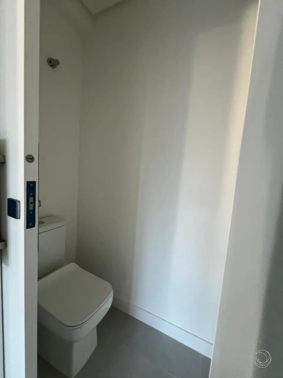 Apartamento para venda com 2 dormitórios em Coqueiros com 100 m² — foto 4