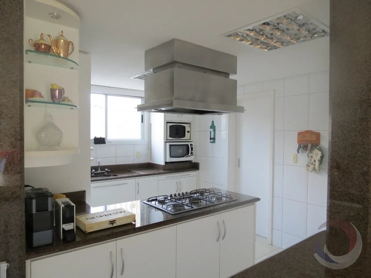Casa para venda com 3 dormitórios em Capoeiras com 334 m² — foto 2