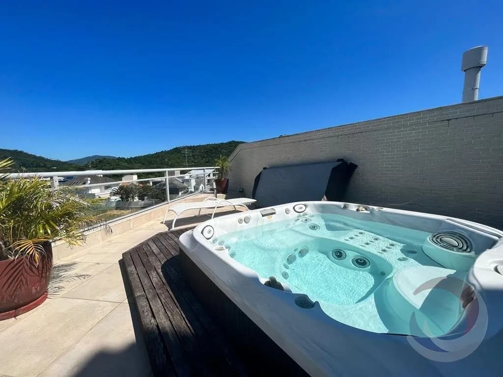 Cobertura para venda com 3 dormitórios em Jurerê com 224 m² — foto 2