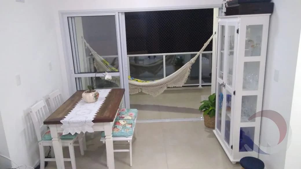 Apartamento para venda com 3 dormitórios em Campeche com 90 m² — foto principal
