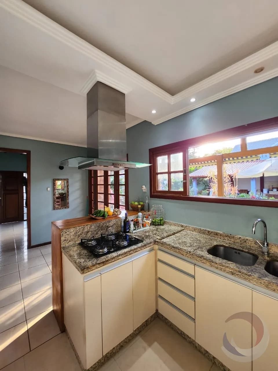 Casa para venda com 4 dormitórios em Armação do Pântano Do Sul com 250 m² — foto 2