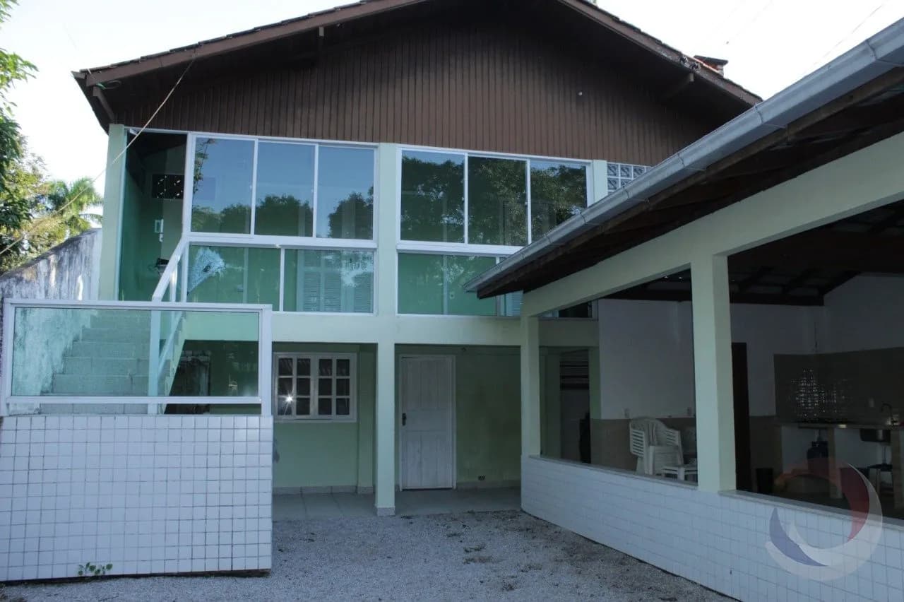 Casa para venda com 2 dormitórios em Santo Antônio de Lisboa com 1013 m²