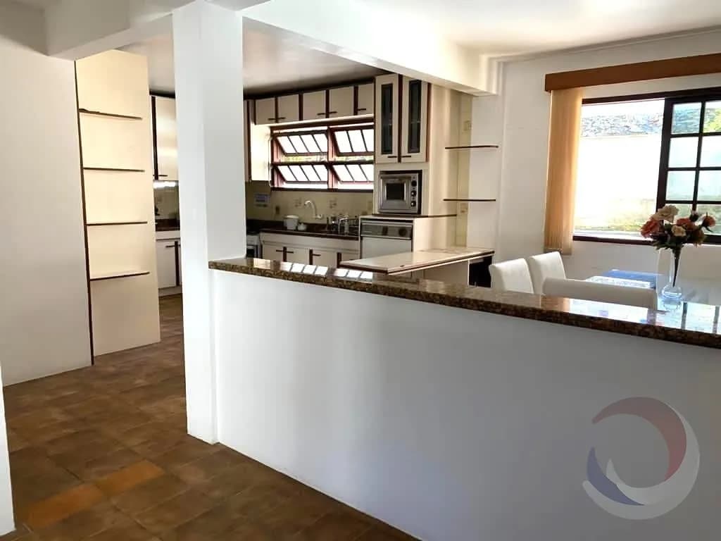 Casa para venda com 6 dormitórios em Centro com 412 m² — foto 3