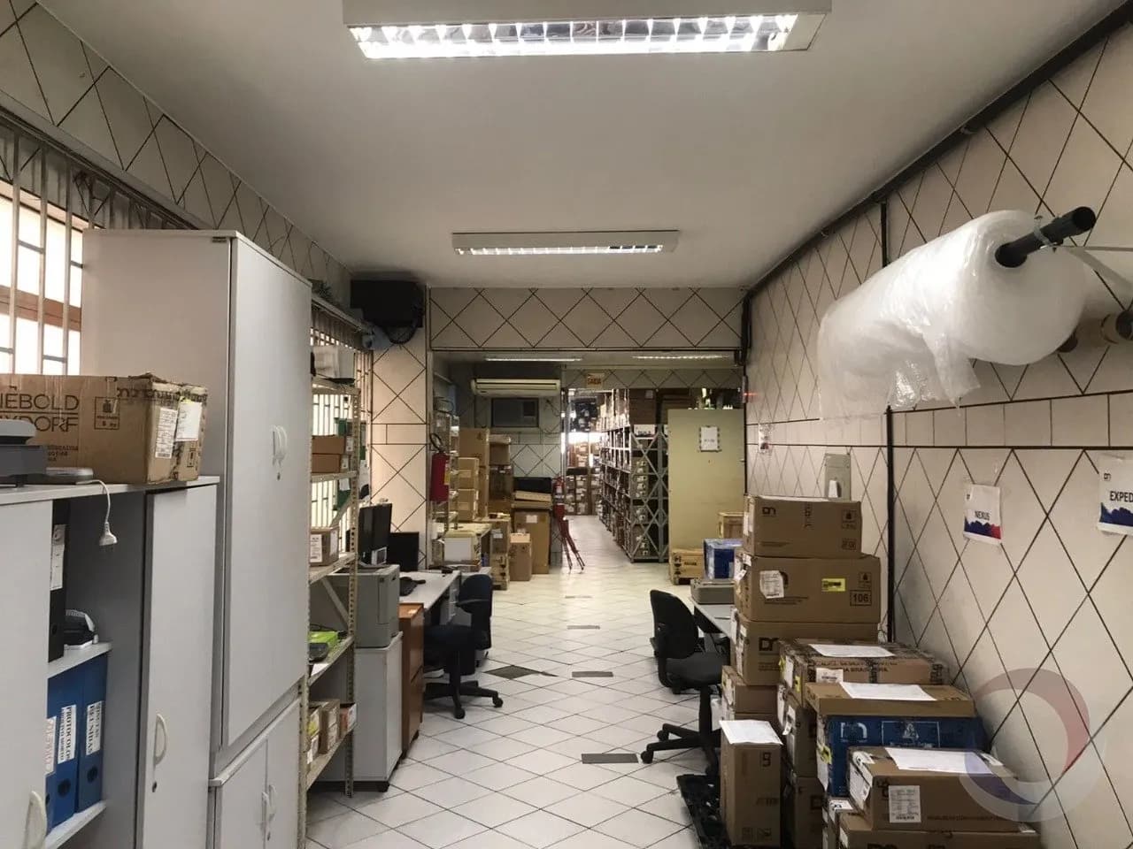 Loja para venda em Centro com 379 m² — foto principal