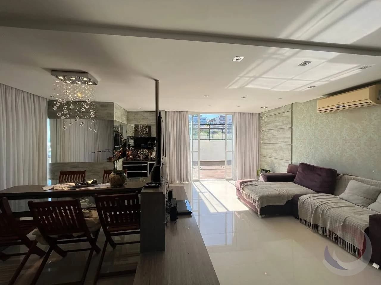 Cobertura para venda com 3 dormitórios em Coqueiros com 268 m² — foto 4