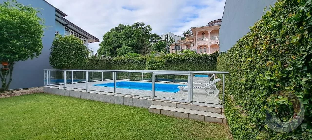Casa para venda com 3 dormitórios em Itaguaçu com 200 m² — foto 2