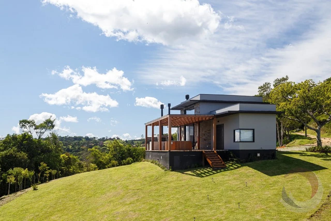 Casa para venda com 3 dormitórios em Rancho Queimado com 225 m² — foto 2