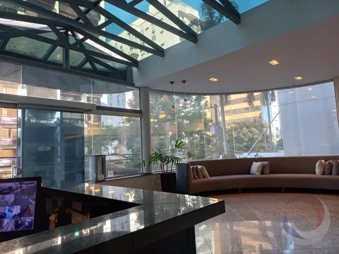 Sala comercial para venda em Centro com 46 m² — foto 2