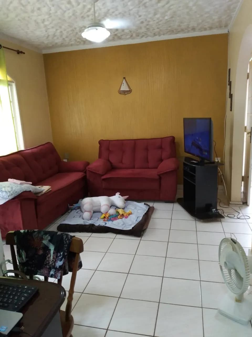 Casa para venda com 4 dormitórios em Centro com 200 m² — foto principal
