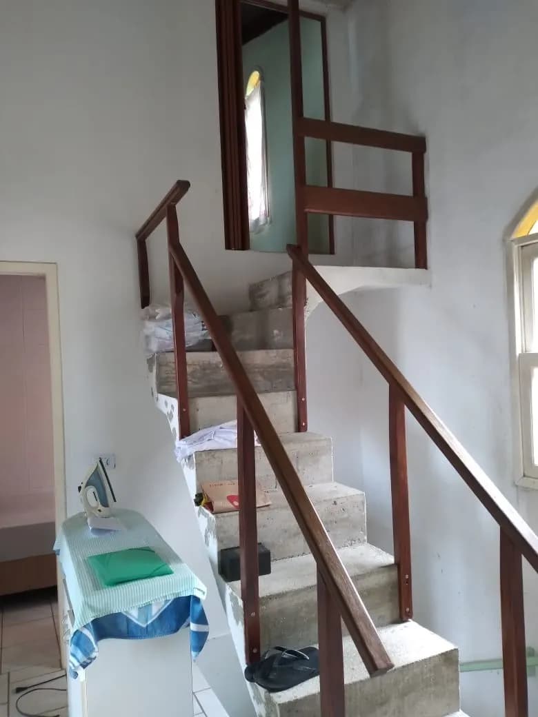 Casa para venda com 4 dormitórios em Centro com 200 m² — foto 2