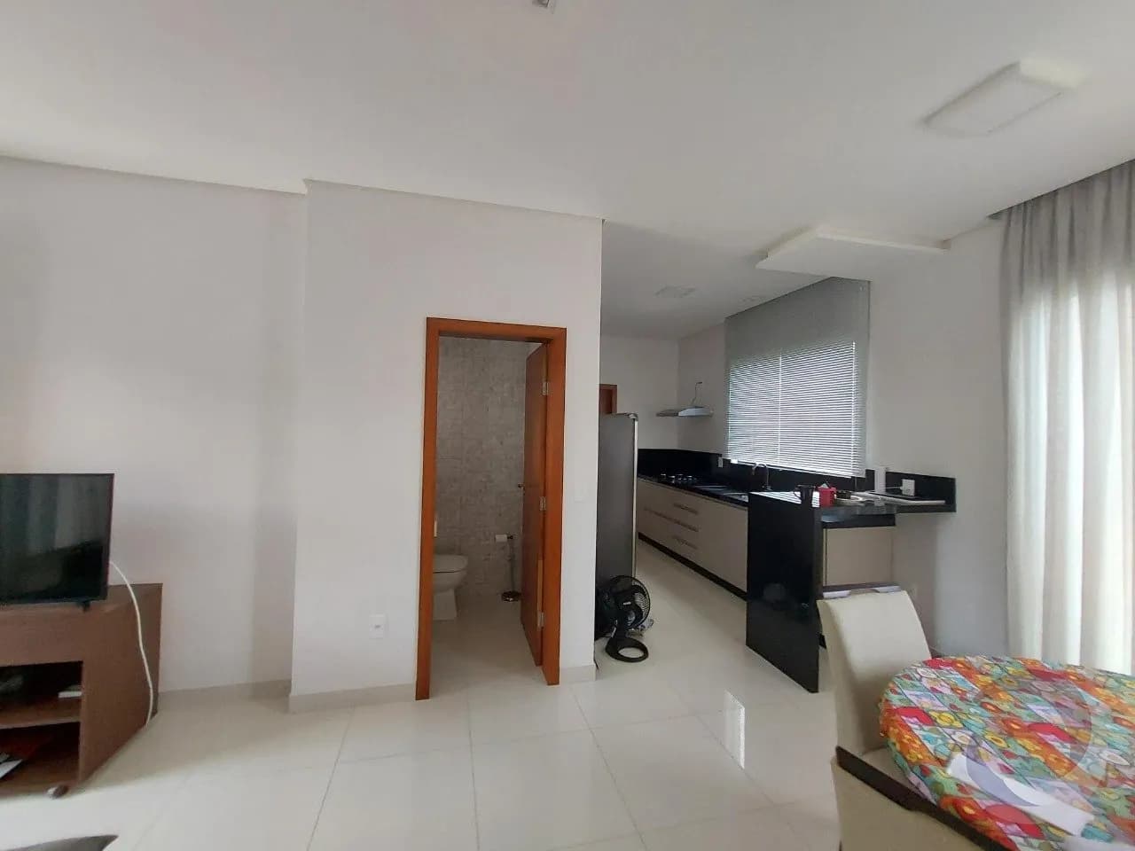 Casa para venda com 4 dormitórios em Campeche com 199 m² — foto 4