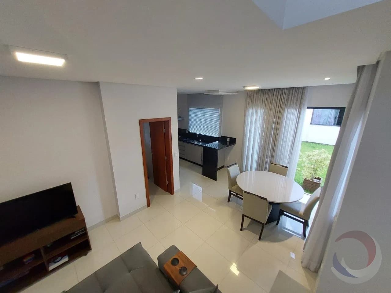 Casa para venda com 4 dormitórios em Campeche com 199 m² — foto 5