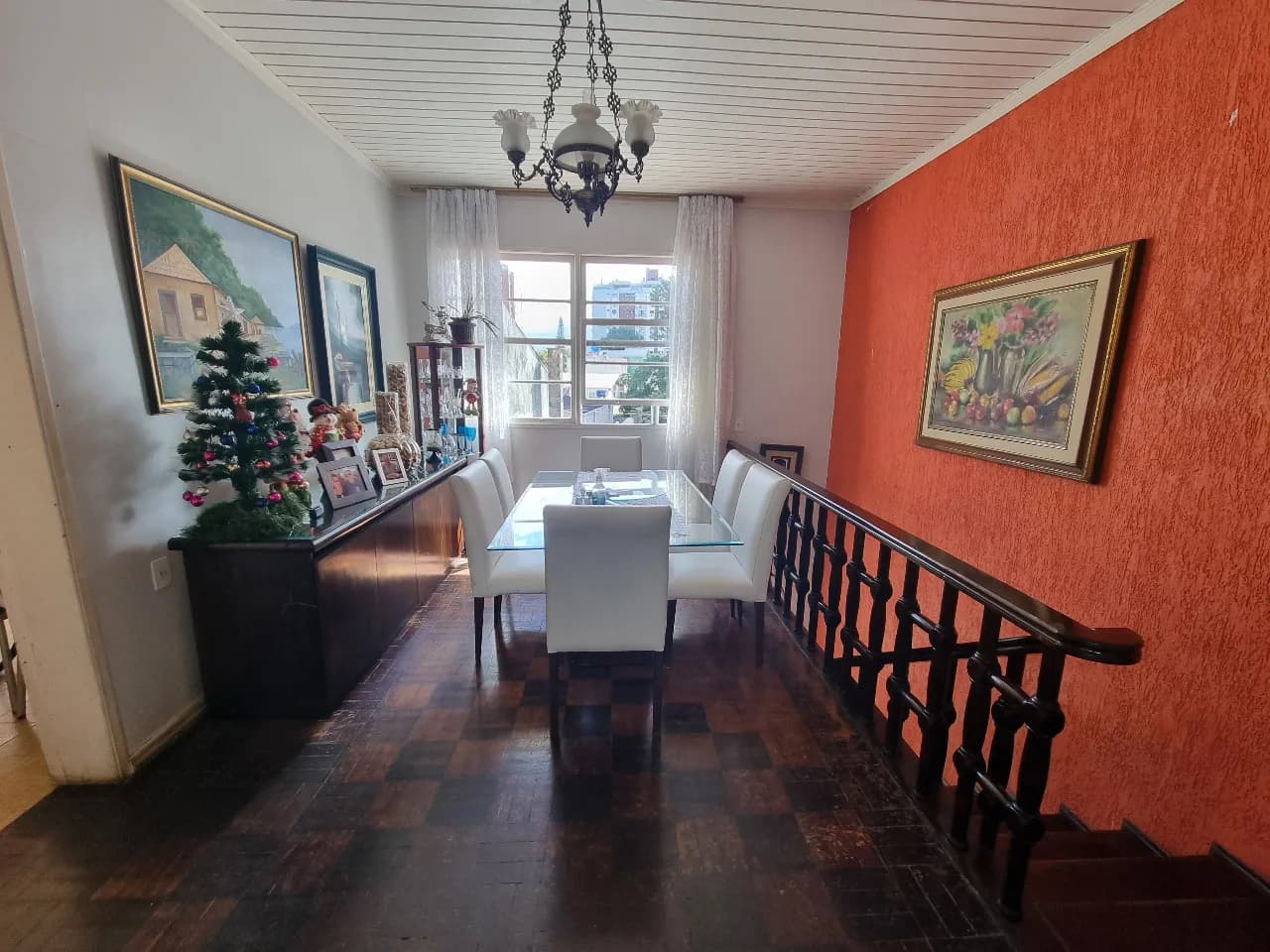 Casa para venda com 4 dormitórios em Agronômica com 150 m² — foto principal
