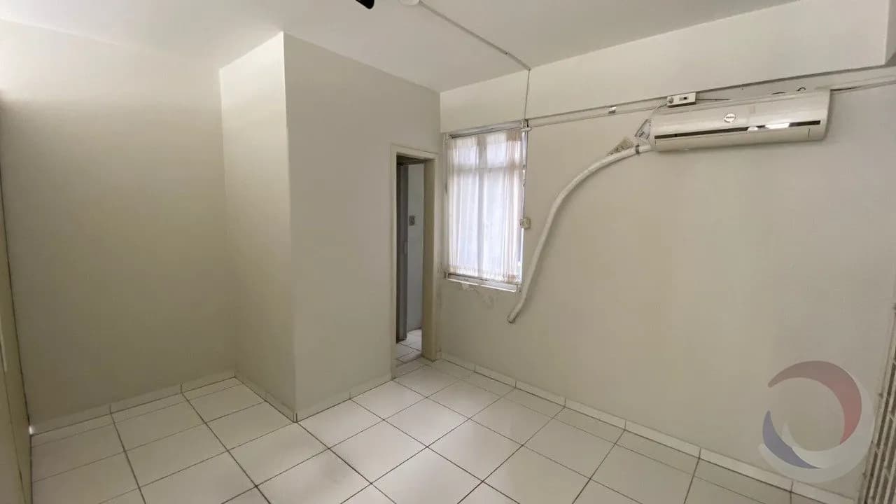 Sala comercial para venda em Centro com 34 m² — foto 4