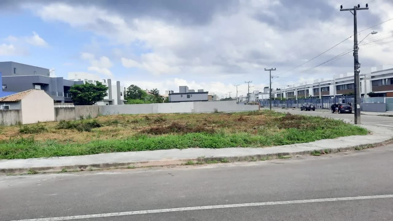 Terreno para venda em Campeche com 780 m² — foto principal
