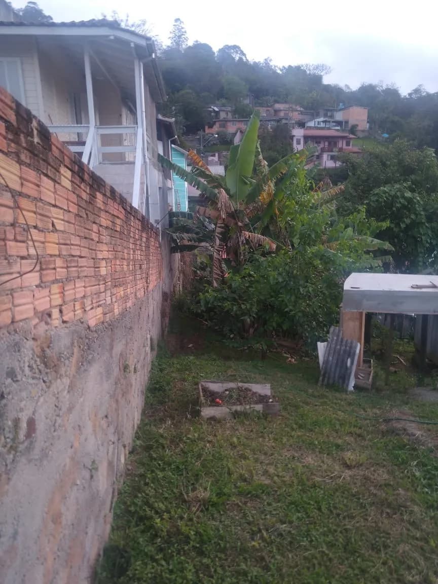 Terreno para venda em Côrrego Grande com 635 m² — foto principal
