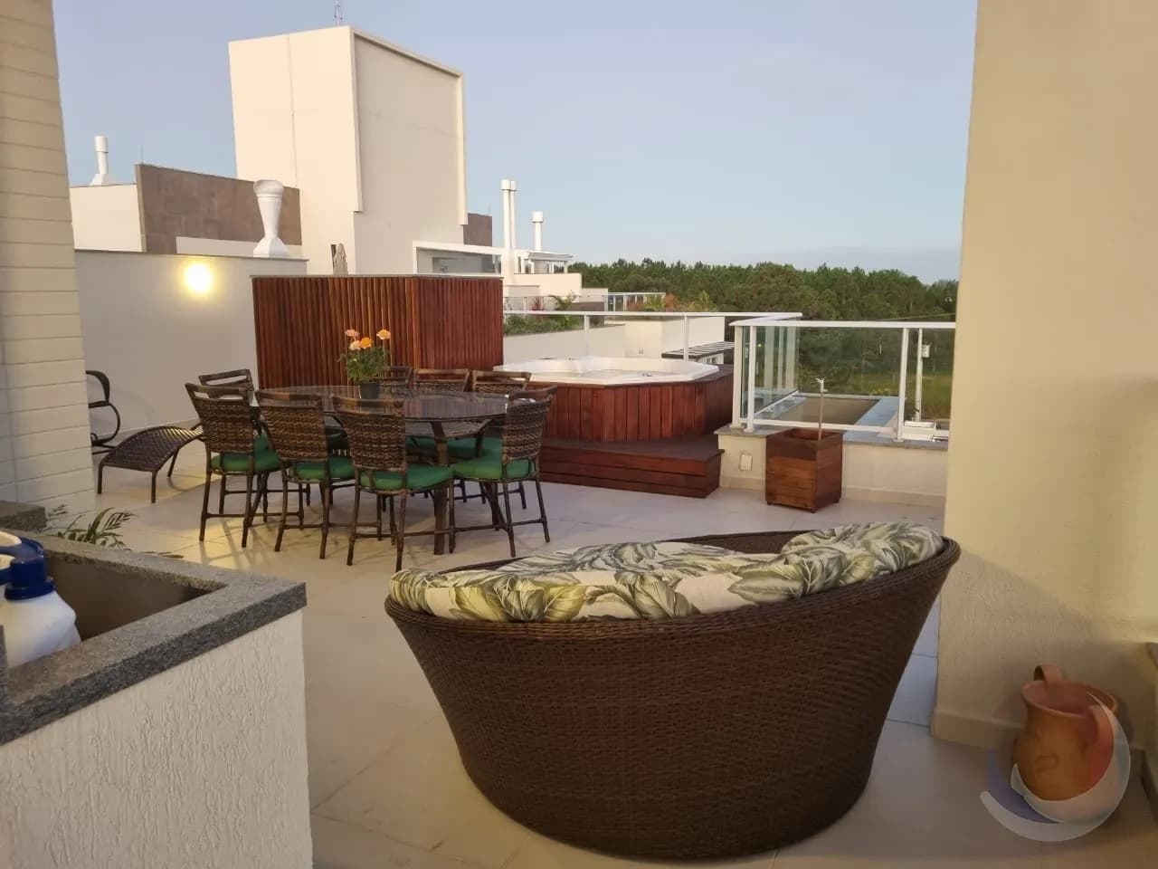 Cobertura para venda com 2 dormitórios em Campeche com 138 m² — foto 2