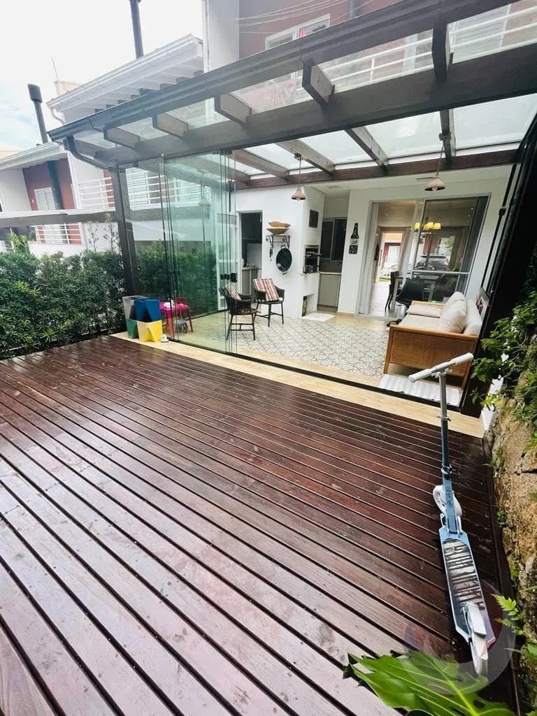 Casa para venda com 3 dormitórios em Sambaqui com 149 m² — foto 5