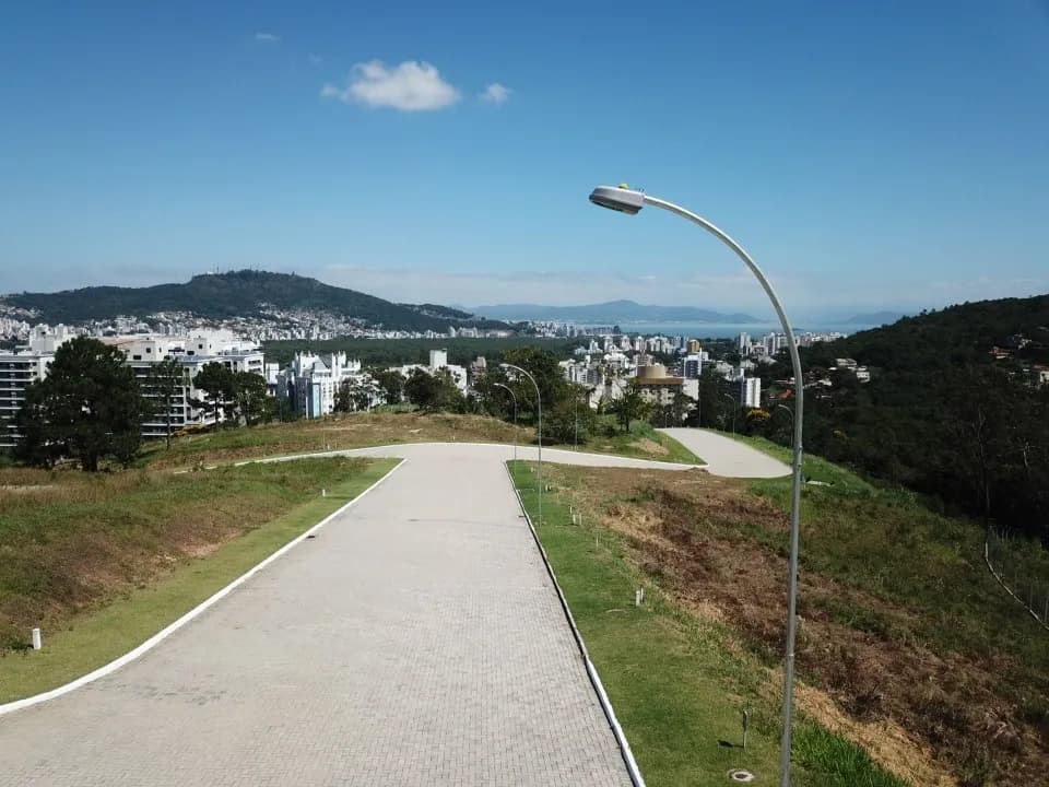 Terreno para venda em Itacorubi com 450 m² — foto principal