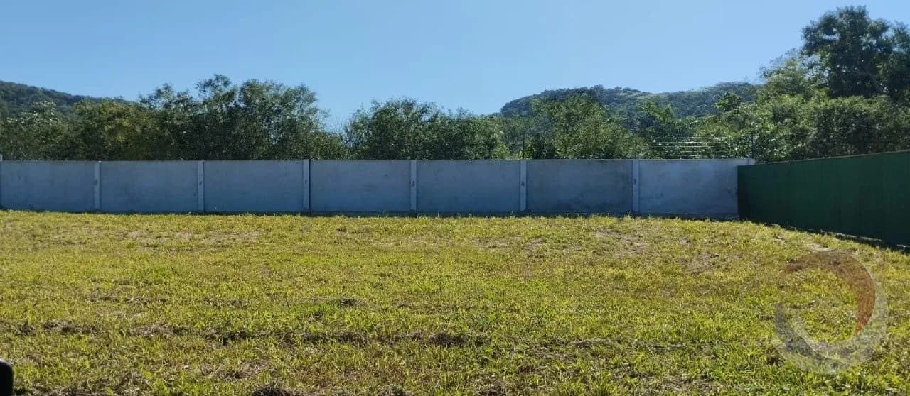 Terreno para venda em Pedra Branca com 304 m² — foto principal