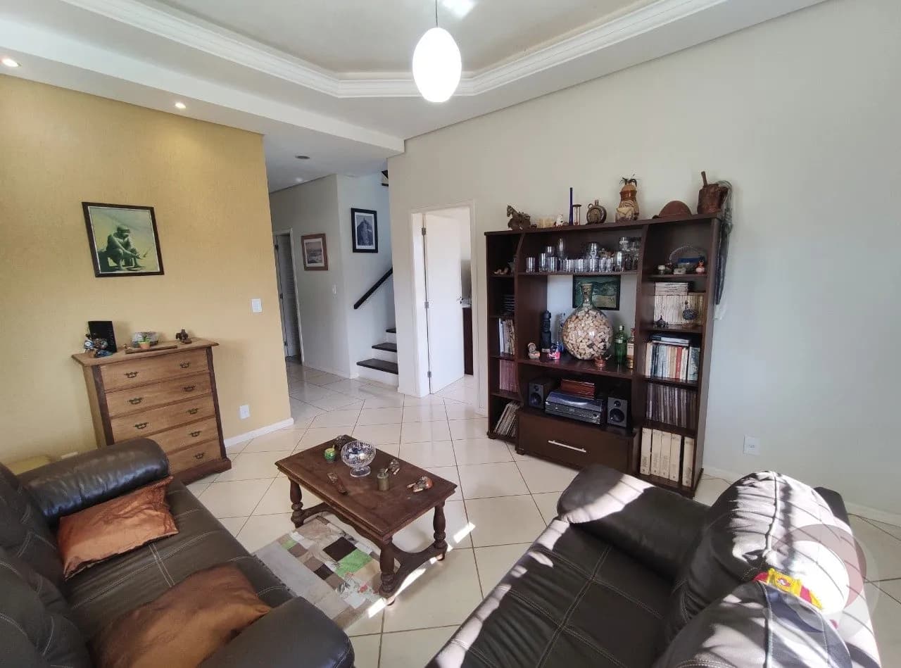 Casa para venda com 3 dormitórios em Ponta Das Canas com 211 m² — foto 2