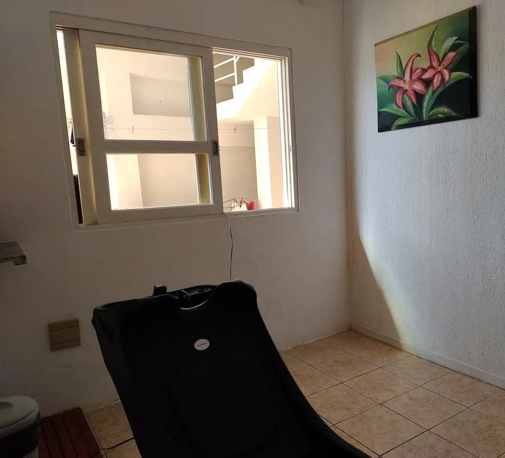 Casa para venda com 7 dormitórios em Agronômica com 300 m² — foto 4